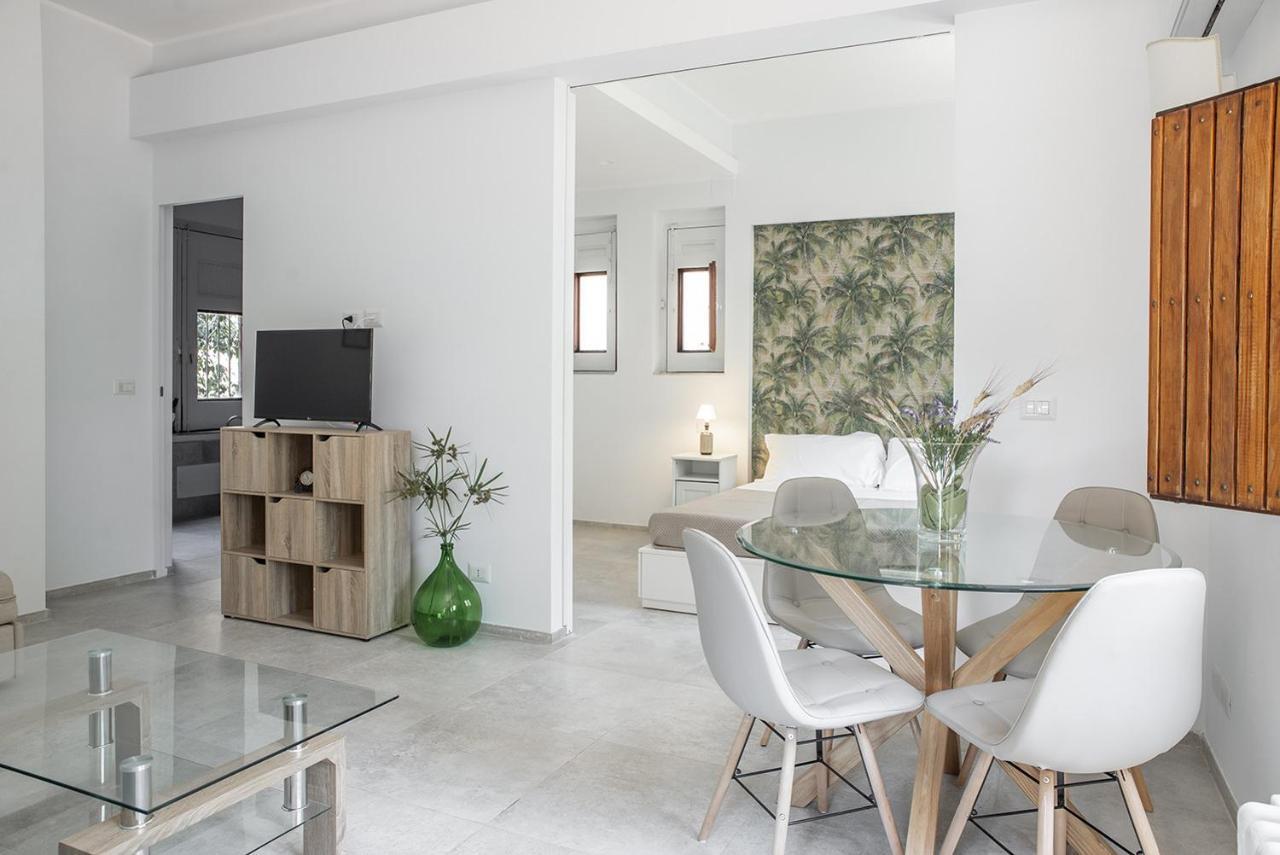 Euphorbia Apartments By Wonderful Italy Catania Bagian luar foto