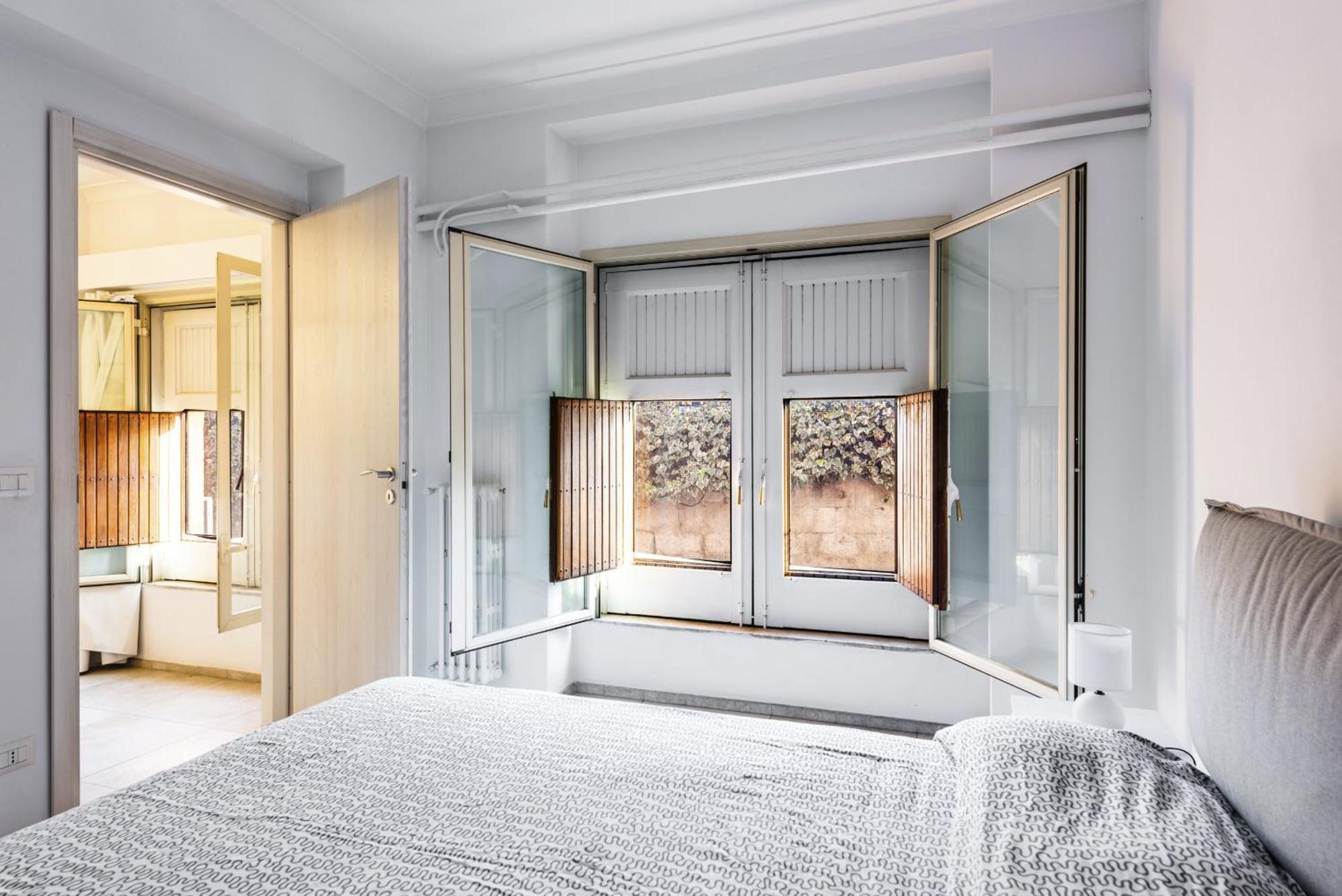 Euphorbia Apartments By Wonderful Italy Catania Bagian luar foto